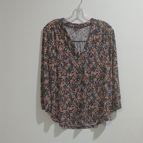 Floral V-Neck Women's Top - Picture 1 of 7